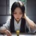 内容编辑晓晴的头像，中年女性，温和专业